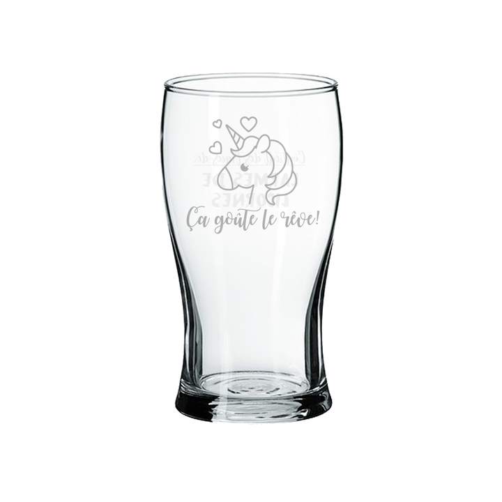 Verre gravé - Ça goûte le rêve! Peut contenir des traces de larmes de licorne