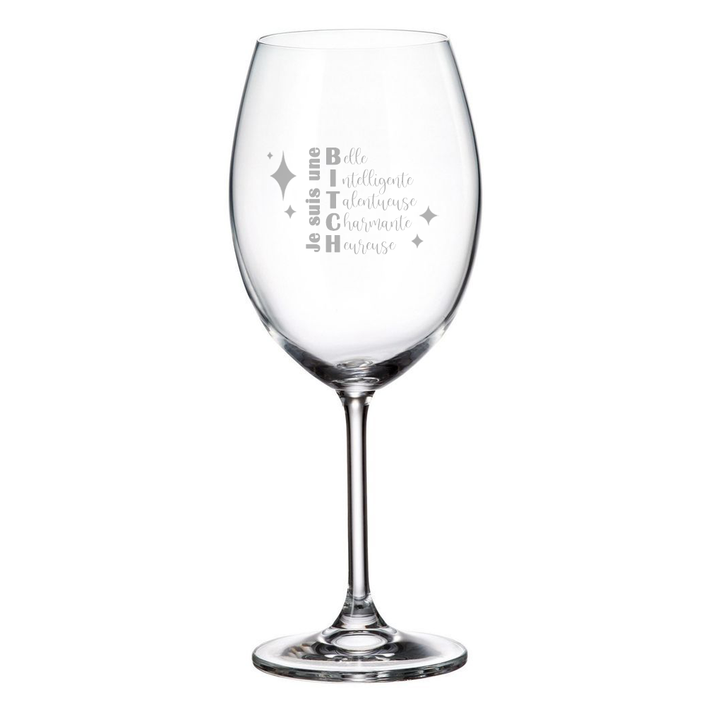 Verre gravé - Je suis une BITCH